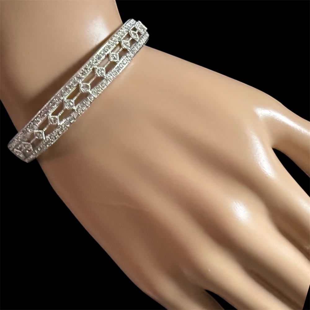 Nadri Silver Tone Crystal Hinged Bangle Bracelet Art Deco Openwork Pavé - Picture 16 of 16